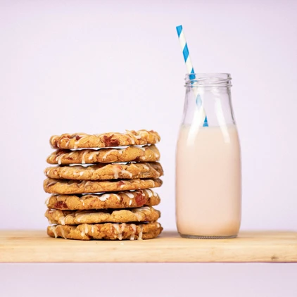 Cherry Bakewell gallery image 5